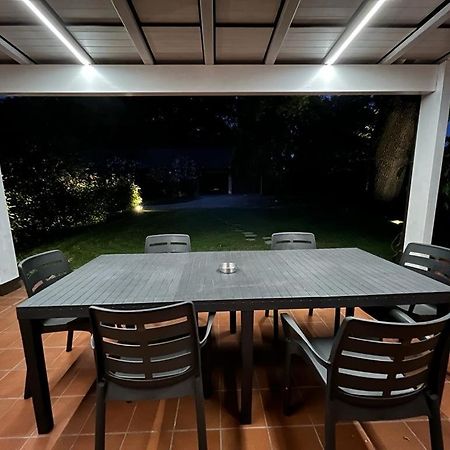 Tenuta Ferrari Cortile المظهر الخارجي الصورة