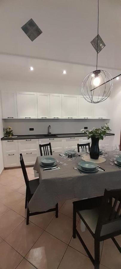 Tenuta Ferrari Cortile المظهر الخارجي الصورة