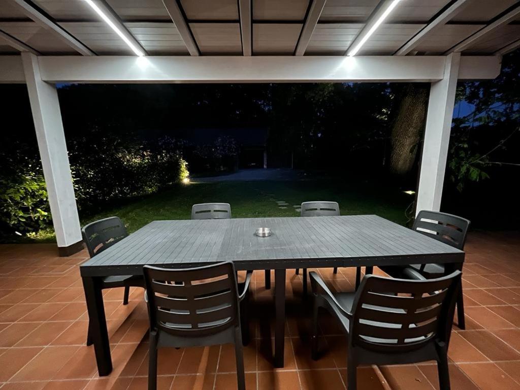 Tenuta Ferrari Cortile المظهر الخارجي الصورة