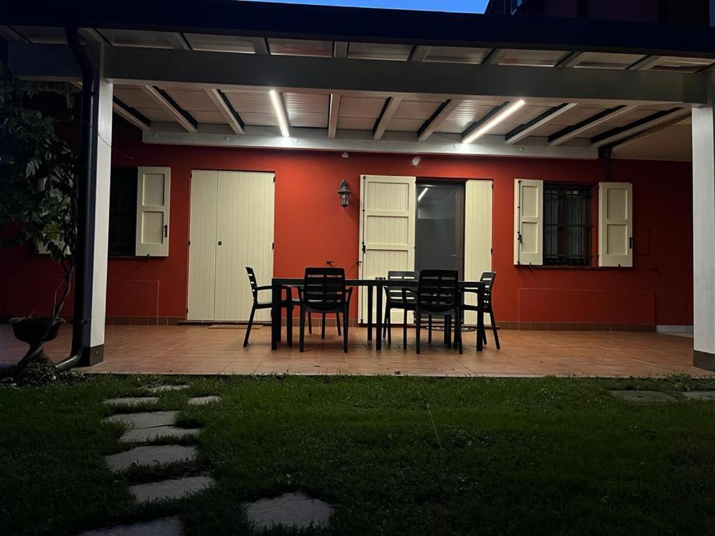 Tenuta Ferrari Cortile المظهر الخارجي الصورة