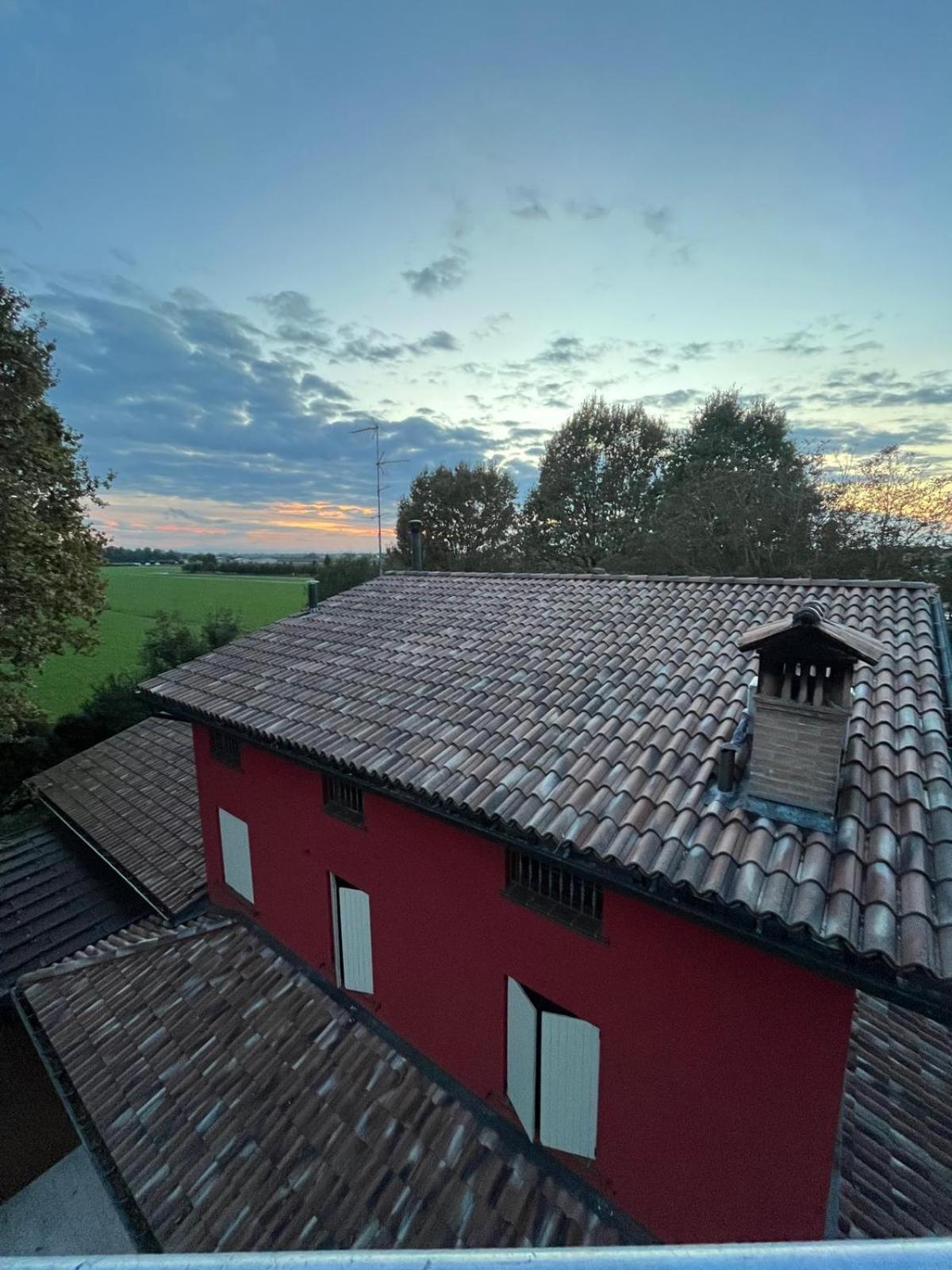 Tenuta Ferrari Cortile المظهر الخارجي الصورة